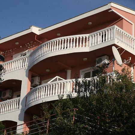 Omega Apartments Ulcinj Extérieur photo