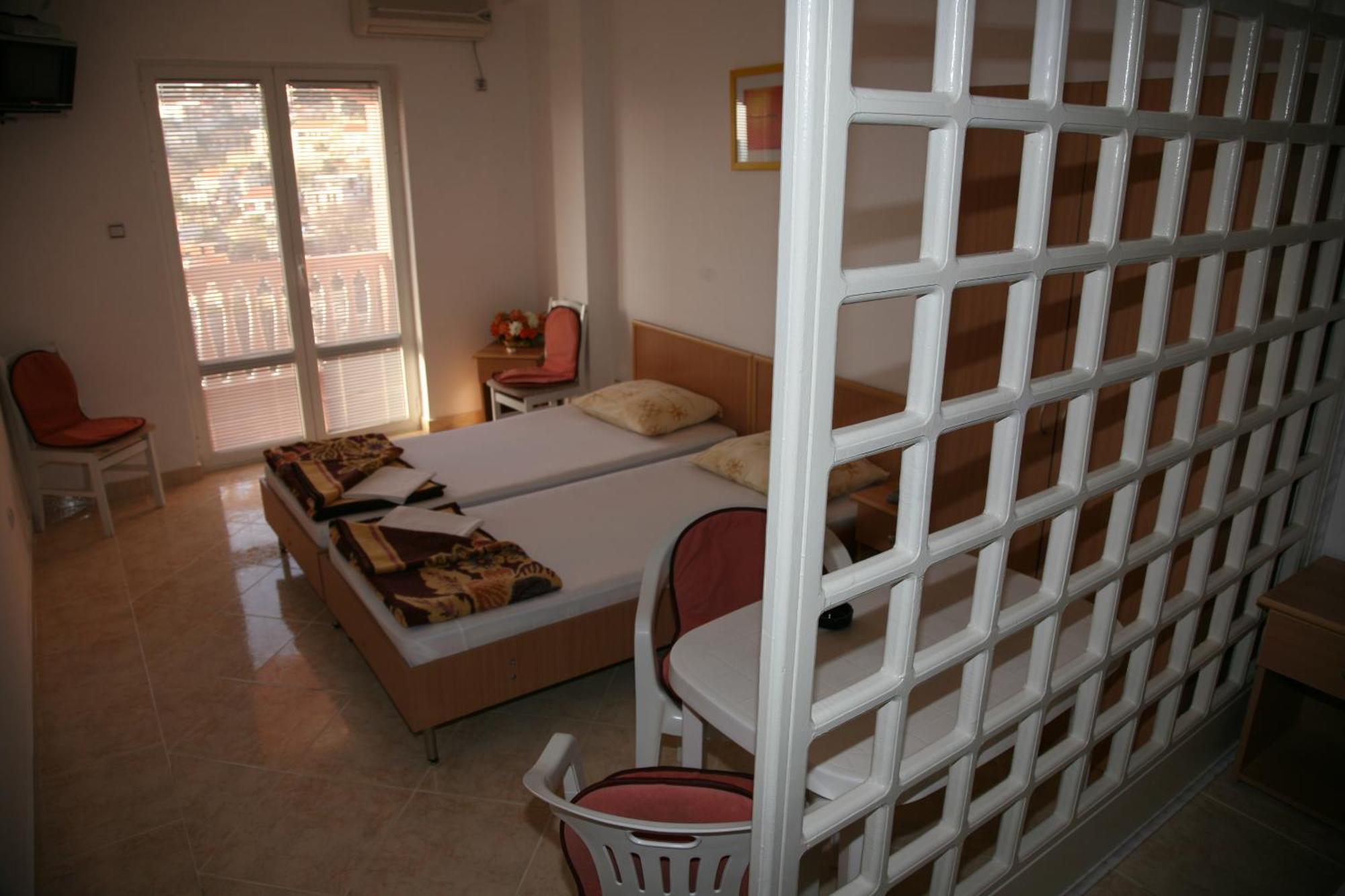 Omega Apartments Ulcinj Extérieur photo