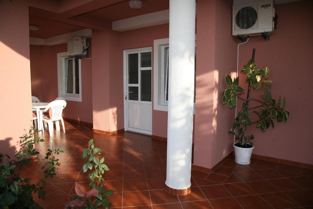 Omega Apartments Ulcinj Chambre photo