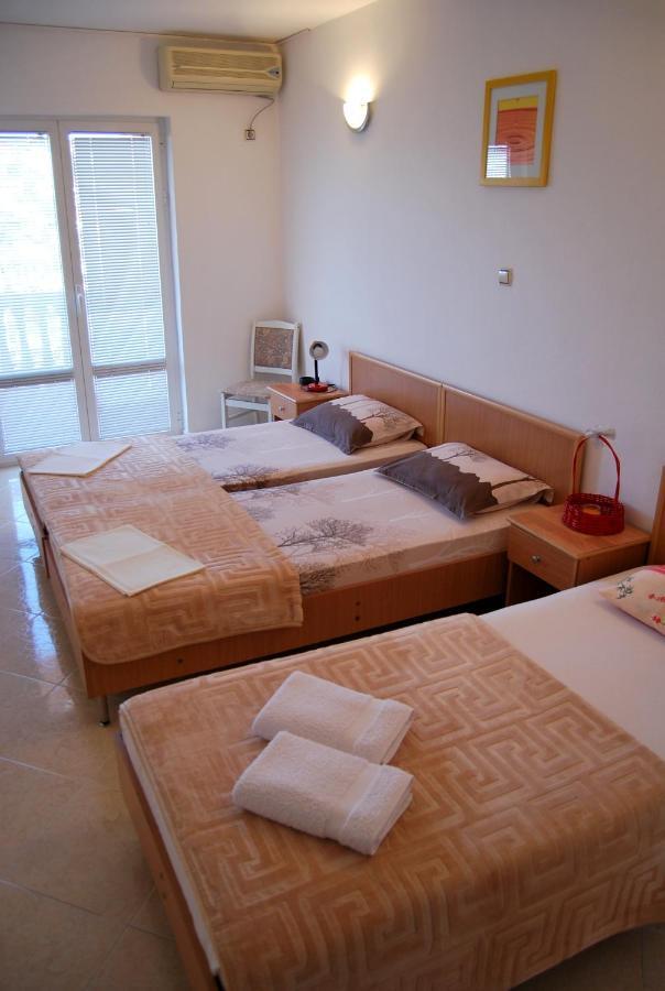 Omega Apartments Ulcinj Extérieur photo